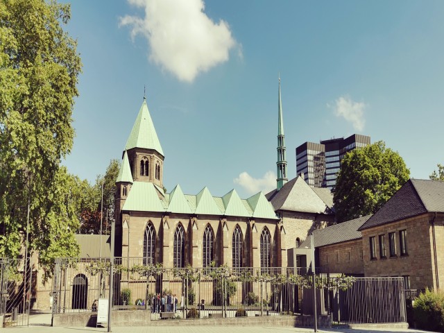 Burgplatz mit Dom und Rathaus