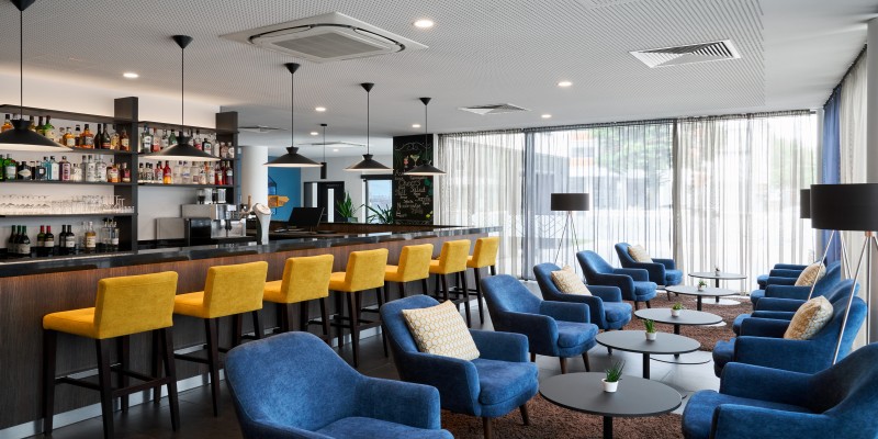Bar at the Four Points Flex by Sheraton Essen 
