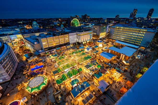 Der Internationale Weihnachtsmarkt Essen ist das finale Ziel des XMAS-Express‘. Foto: Christian Deutscher / EMG 
