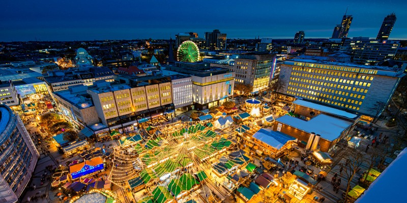Der Internationale Weihnachtsmarkt Essen ist das finale Ziel des XMAS-Express‘. Foto: Christian Deutscher / EMG 