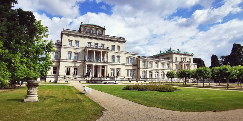 Villa Hügel (Foto: Diana Blinkert / EMG)