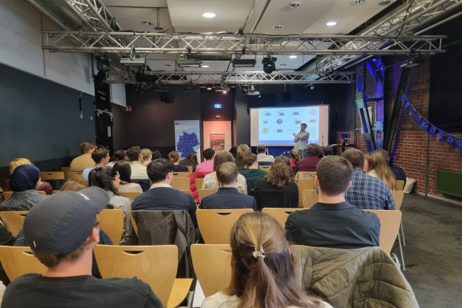 Teilnehmerinnen und Teilnehmer des Netzwerktreffens 2026