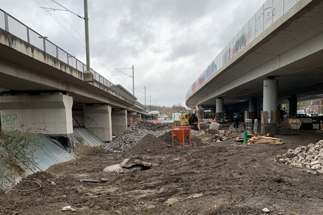 Foto: Blick auf die Baustelle Offenlegung Deilbach in Kupferdreh