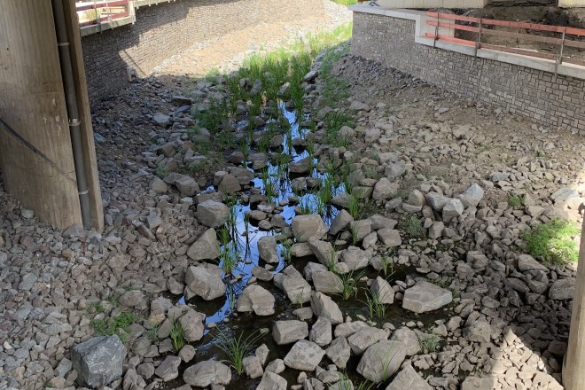 Foto: Blick auf die Baustelle Offenlegung Deilbach in Kupferdreh