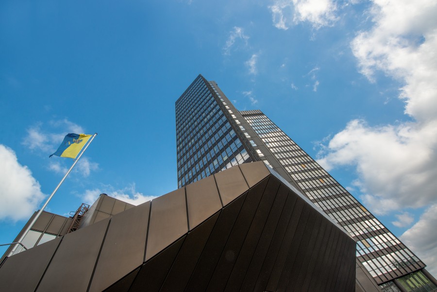 Essen Rathaus Bezirksregierung Düsseldorf bestätigt Haushalt 2024 der Stadt Essen ...