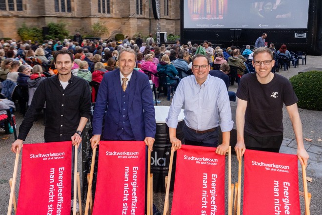 Eröffnung des Lichtburg Open Air 2025 mit Oberbürgermeister Thomas Kufen.