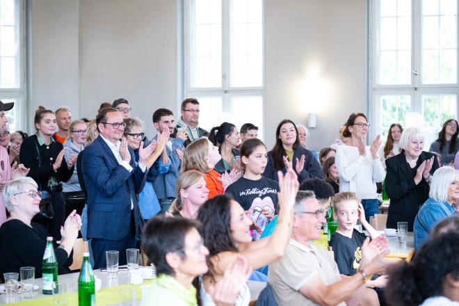 Sommerfest des städtischen Kinderheims Funkestiftung mit Oberbürgermeister Kufen.