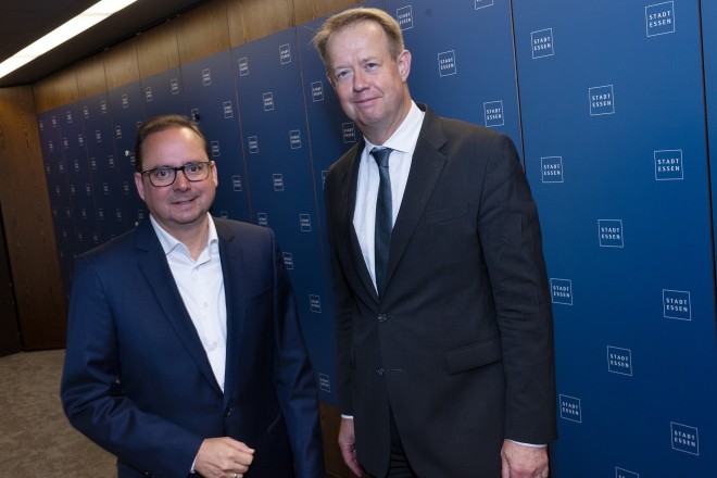 Oberbürgermeister Kufen empfängt Michael Kalthoff, den neuen Vorstand der RAG Aktiengesellschaft.