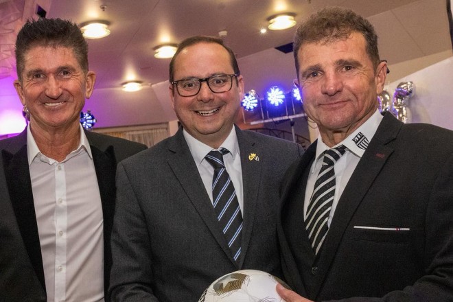 Oberbürgermeister Thomas Kufen zu Gast beim 125-jährigen Jubiläum des ETB Schwarz Weiß Essen.