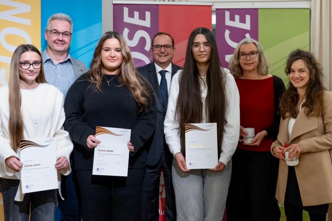 Oberbürgermeister Thomas Kufen bei der Verleihung des "Duke of Edinburgh’s Award".