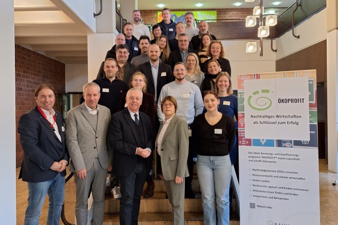 Die Teilnehmenden der zwölften ÖKOPROFIT®-Projektrunde.